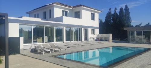 Kiti Village Villa, Cyprus, salt-water pool, 5 bedrooms, Larnaca in Kiti