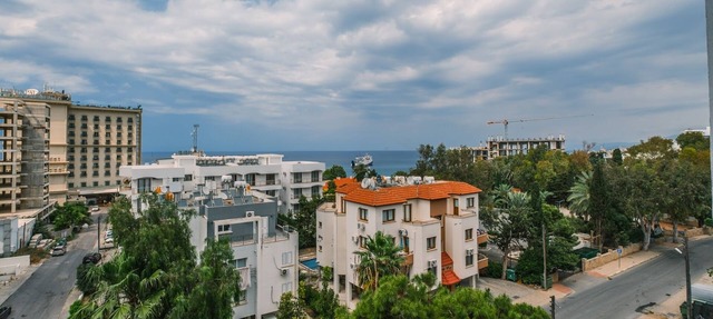 Kyrenia Sea View Villa in Girne