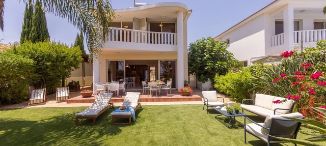 Larnaca Chelidonia Seafront Villa in Meneou
