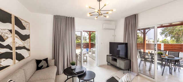 Larnaca Seaside villa Marina 44 in Pervolia