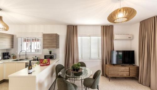 Larnaca Seaside Villa Marina 43 in Perivolia