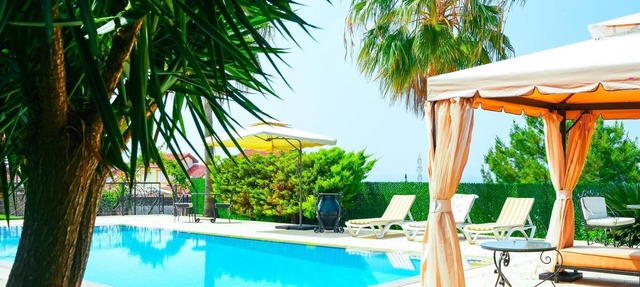 Lovely House with Private Pool in Northern Cyprus in Çatalköy