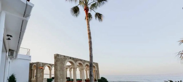 Luxurianthouses Side in Karakoumi