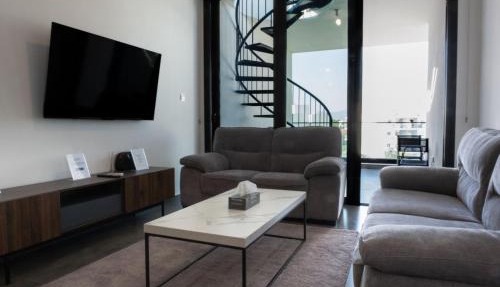 Luxurious two bedroom apartment with roof garden in Kato Lakatamia