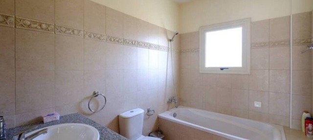 Luxurious Villa 15min From the Beach in Aradippou