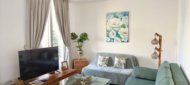 Luxury 2BR Apt at Elysia Park with Pools, Gym & Spa - Central Paphos in Pafos