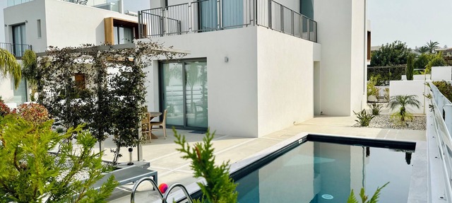 Luxury 4 bdr Villa Nerida in Chlorakas