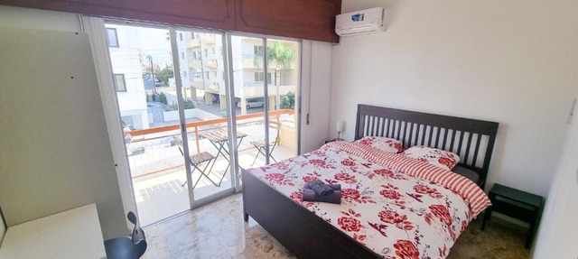 Luxury City Rooms - Smart TV with Netflix in Larnaca