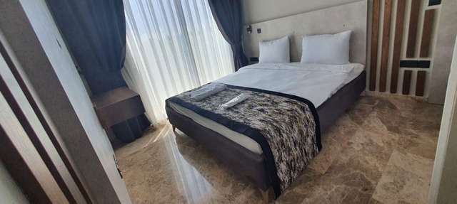 Luxury Hotel Room w Pool Near Beach in Kyrenia in Girne