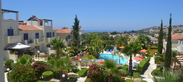 Luxury House with large pool and Sea Views, close to Coral Bay. Free WIFI in Peyia