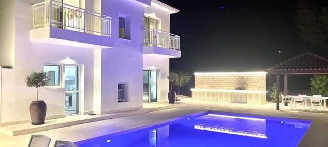 Luxury, private, full sea view villa with large pool close to the beach in Argaka