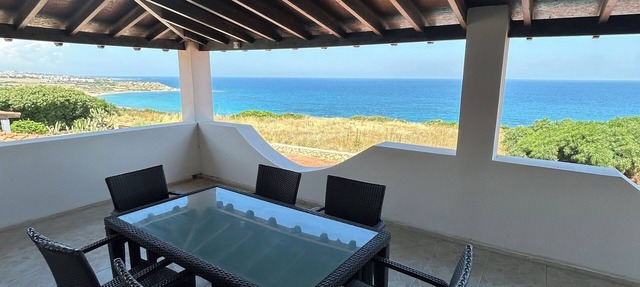 Luxury Sea-View Villa w/Private Pool & Stunning Sunsets in Essentepe