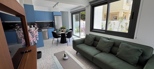 Luxury Two Room Aparment with Terrace 200 Meter to the Sea in Paphos