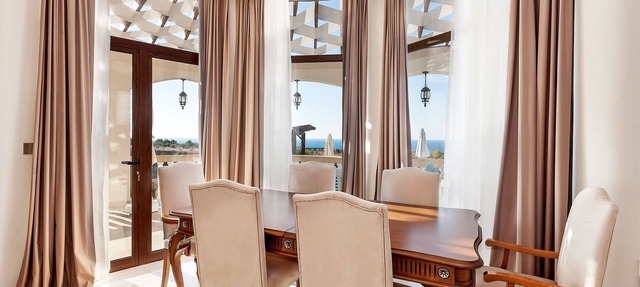 Magnificent Luxury Villa with Private Pool and Super Sea/Mountain Views in Kyrenia
