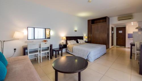 MarisMare Apartments in Ayia Napa