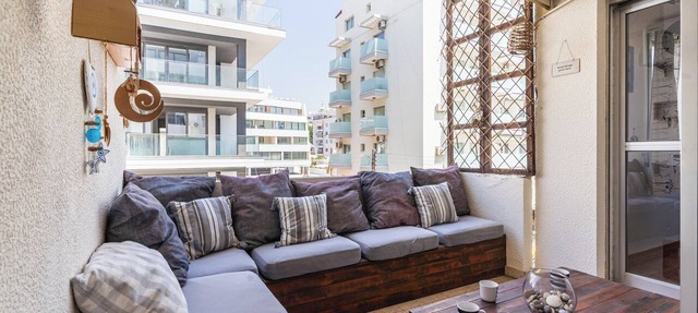 Modern 2BR Apartment in Central Limassol – Comfort & Convenience in Lemesos