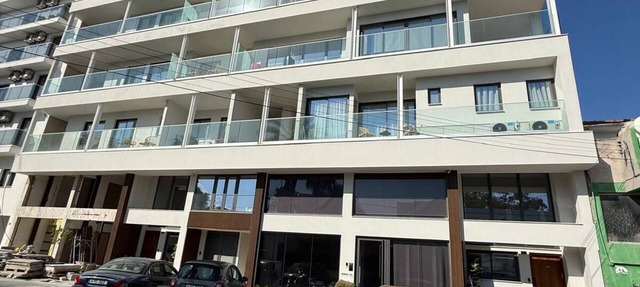 Modern business studio in central Larnaca - AC, WiFi, elevator in Larnaka