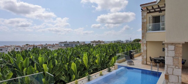MyCyprusStay - Jo’s Sunny Sea View Villa in Kissonerga