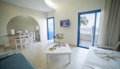 MyroAndrou Beach Hotel Apartments in Protaras
