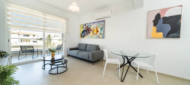 New 1 bedroom flat next to University in Aglantzia