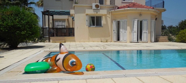 *NEW FOR 2022 - Lovely Villa with Pool In Lapta, Near Girne, Northern Cyprus in Lapta