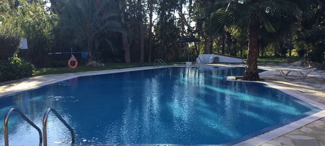 PARADISE GARDEN 4, 1 Bbr apartment, Universal Area close to Kato Paphos in Paphos