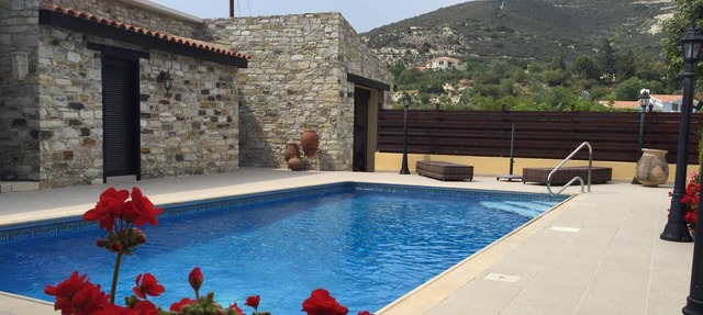 Peaceful stone-built cottage at the edge of a beautiful, traditional village in Kato Drys