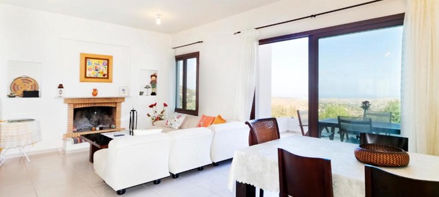 Phaedra & Orestis Villas in Kato Akourdalia