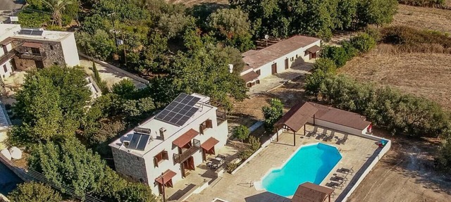 Phaedrus Living: Amarakos Villa in Kato Akourdaleia