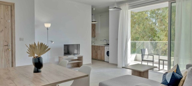 Phaedrus Living: Eolus Residences Aphrodite in Strovolos