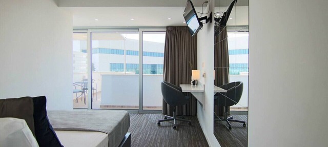 Phaedrus Living: Luxury Suite Nicosia 504 in Strovolos