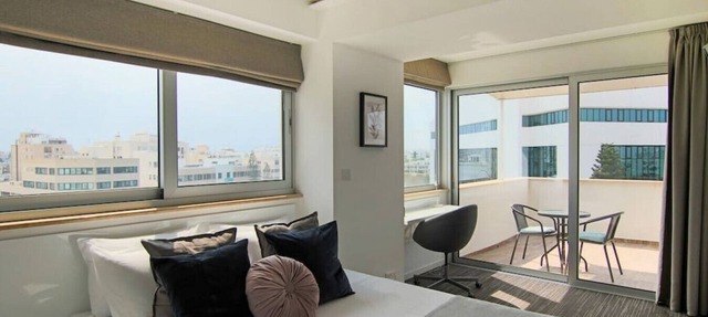Phaedrus Living: Luxury Suite Nicosia 507 in Strovolos