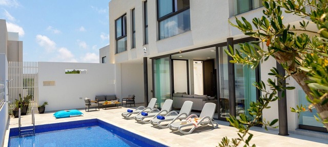 Protaras Almaria Villa 16 in Protaras