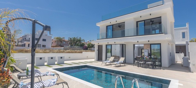 Protaras Holiday Villa TI39 - a villa that sleeps 6 guests in 3 bedrooms in Protaras