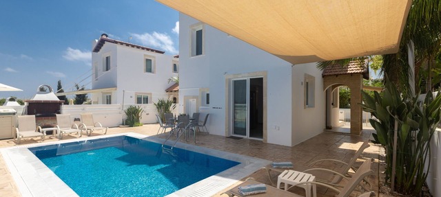 Protaras Katerina Villa KV58 - a villa that sleeps 7 guests in 3 bedrooms in Protaras
