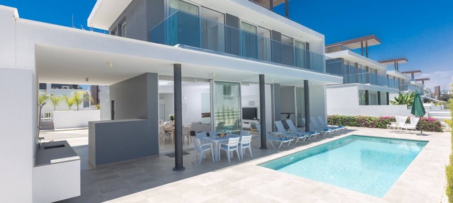 Protaras Olivine Villa OL9 - a villa that sleeps 8 guests in 4 bedrooms in Protaras