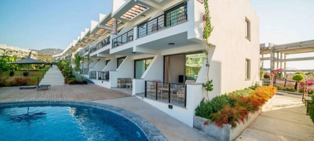 Pure relaxation: Apartment with pool & sea view in Esentepe