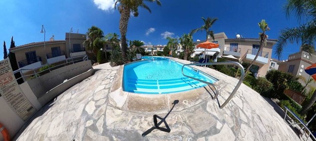Quiet place 10 minutes to the beach in Kato Pafos
