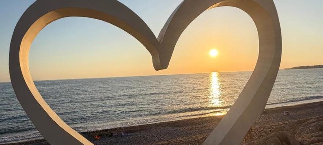Resort Living in Paphos - Modern 1BR - Pools & Spa in Paphos