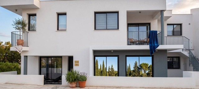 Rodia | Ground Floor 2-BR Garden Apt | in Paphos