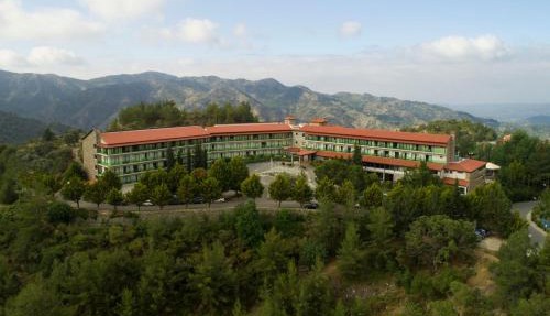 Rodon Hotel and Resort in Agros