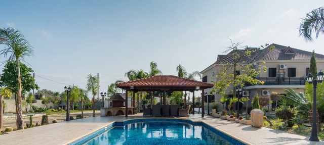 Sanders Ipsonas - Generous Holiday Home w/ Balcony in Ypsonas
