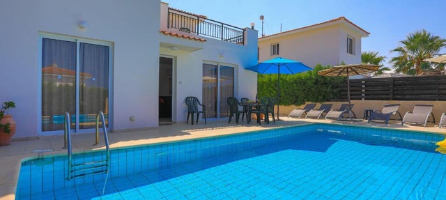 Sandy Coast Villa Petunia in Argaka