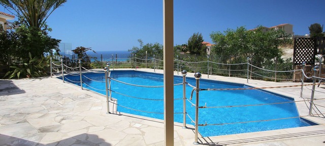 Sea View 3 Bedroom Villa in Central Tala in Tala