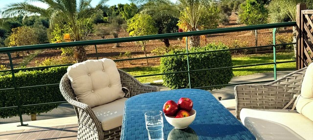 Sea View Apartment with Private Beach in Bafra, North Cyprus in Gazimağusa