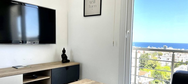 Sea View Flat 10 min to Beach in Kyrenia in Girne