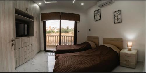 Sea view maisonette Chloraka in Khlorakas