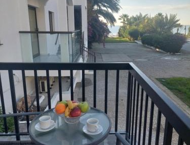 Seaside Escape Apartment in Larnaca