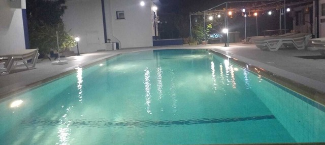 Seaside House with swimming pool & spectacular mountain & sea views in lapta