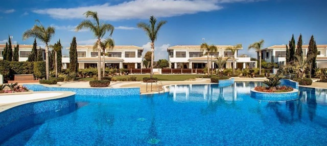 Side Sea View 3-Bed Villa in Mazotos